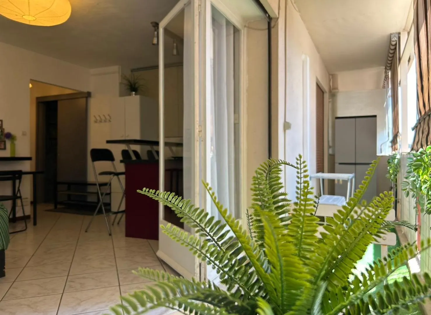 Studio Cosy & Zen Hyeres Centre 0*,